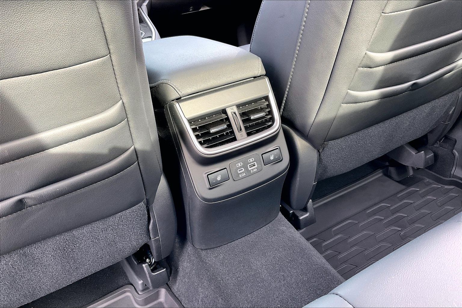 2025 SUBARU LEGACY - Image 20