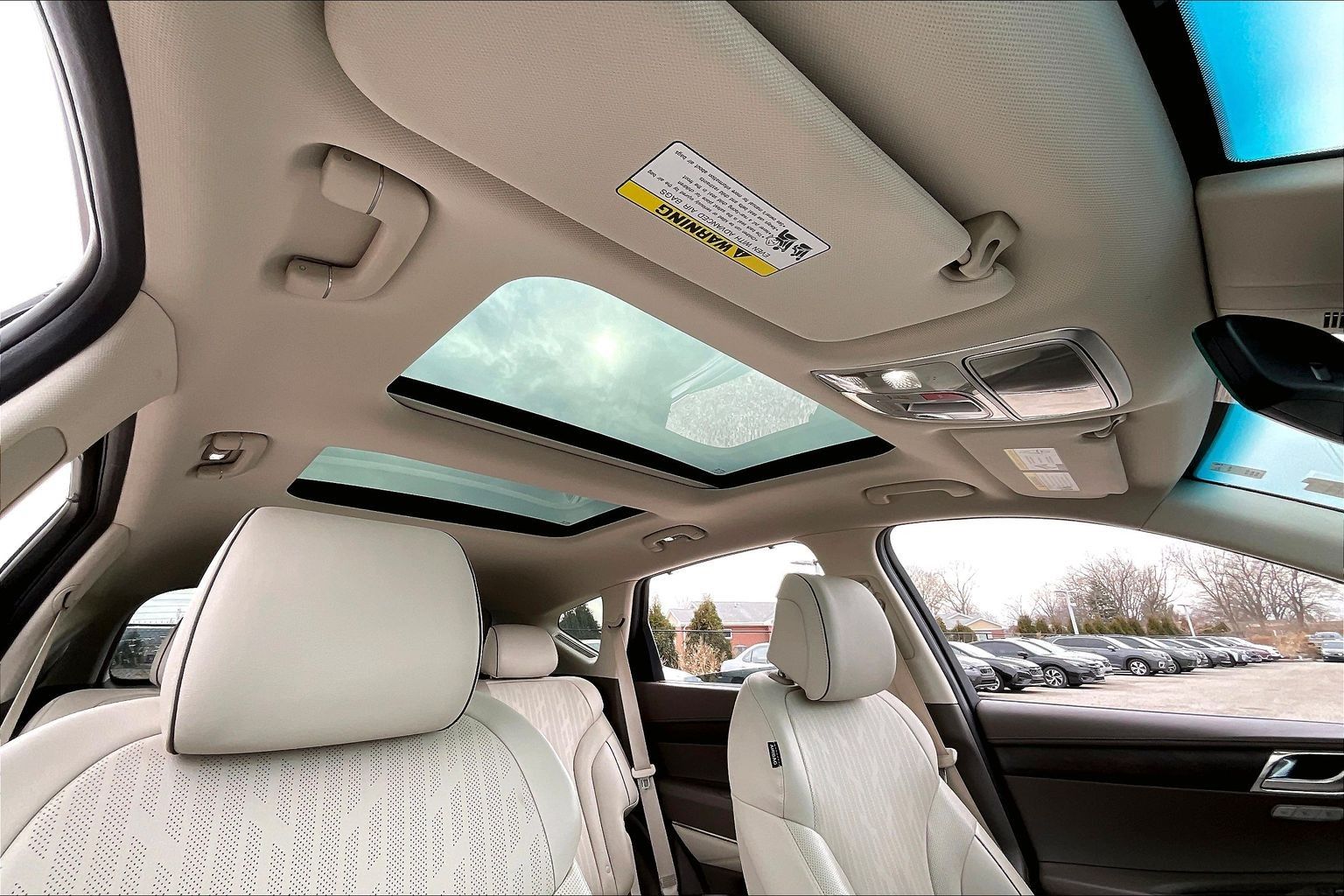 2023 GENESIS GV80 - Image 16