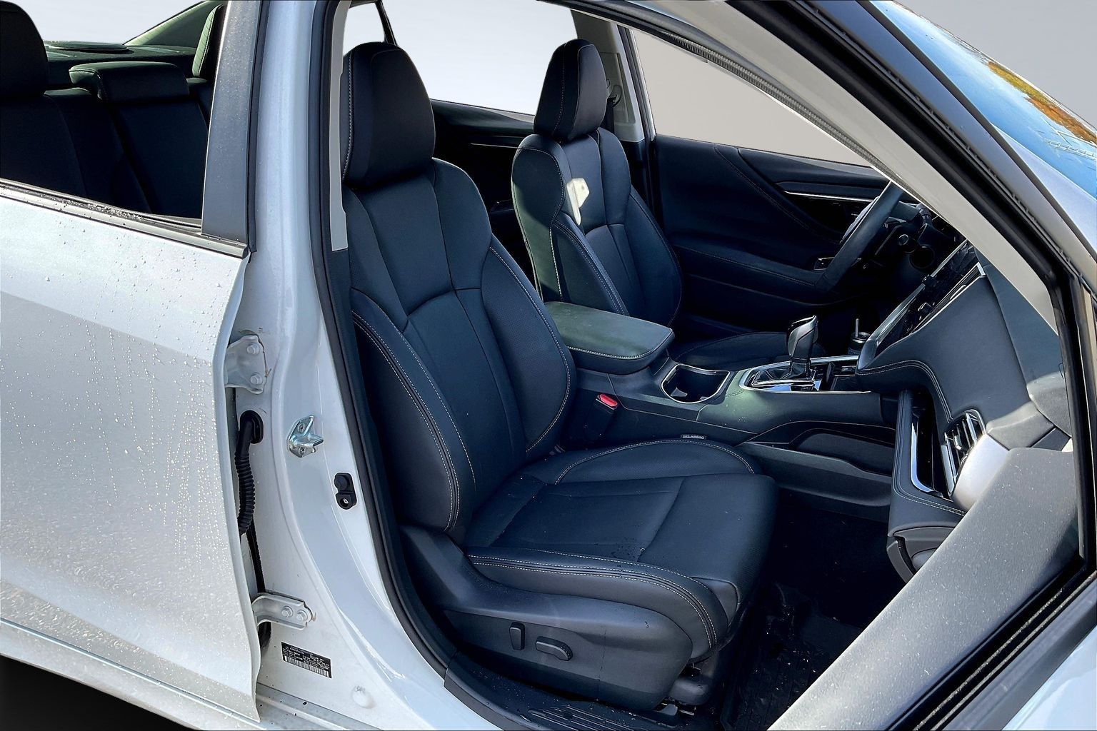 2023 SUBARU LEGACY - Image 6