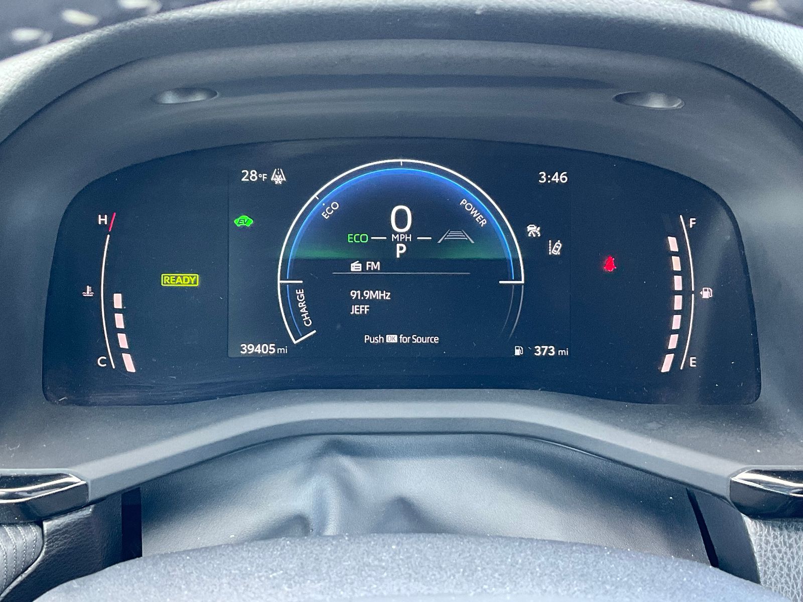 2025 TOYOTA CAMRY - Image 14