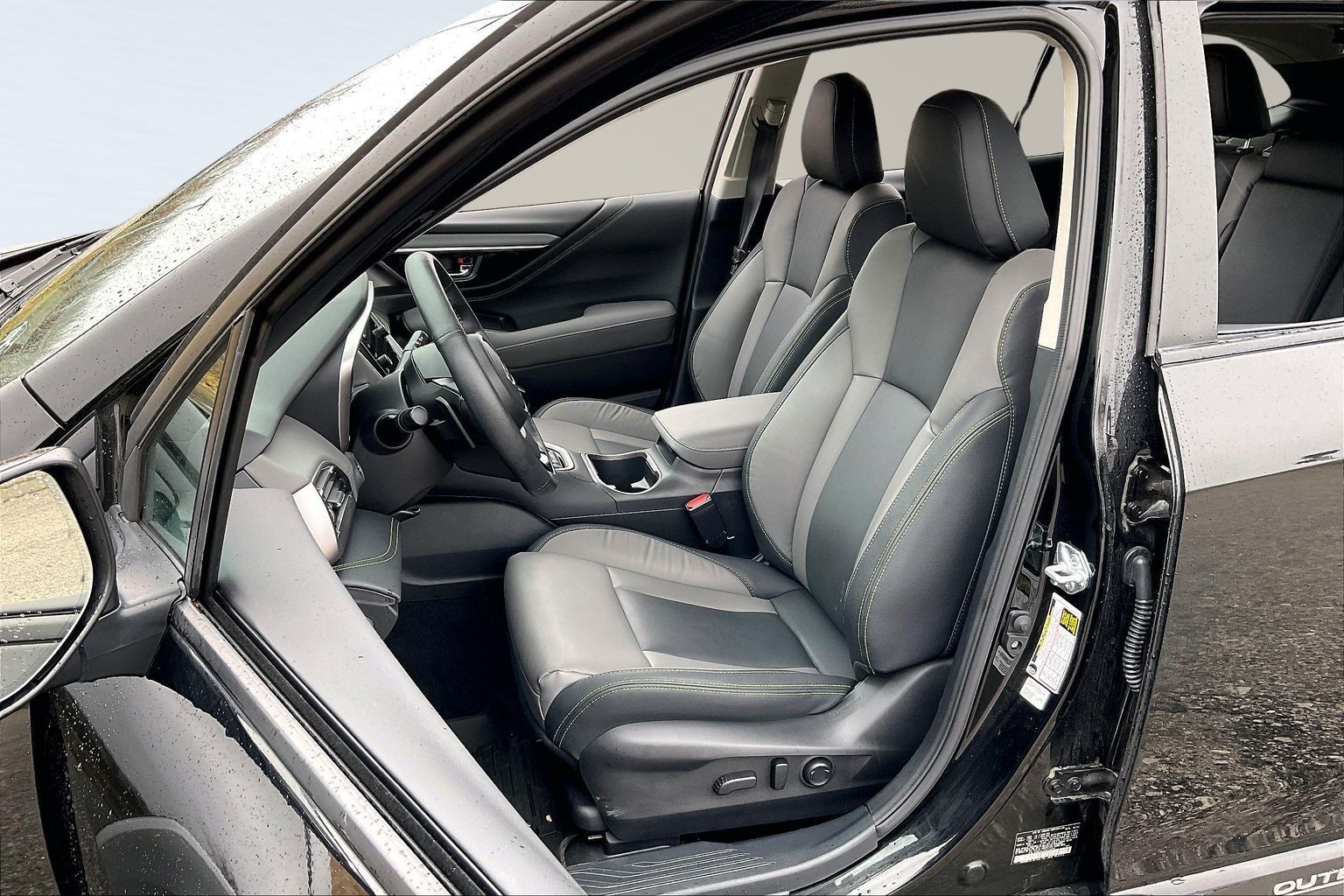 2025 SUBARU OUTBACK - Image 26