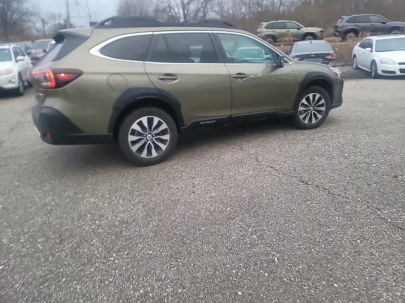 2024 SUBARU OUTBACK - Image 13