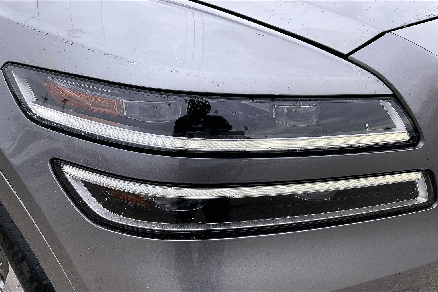 2023 GENESIS GV80 - Image 30