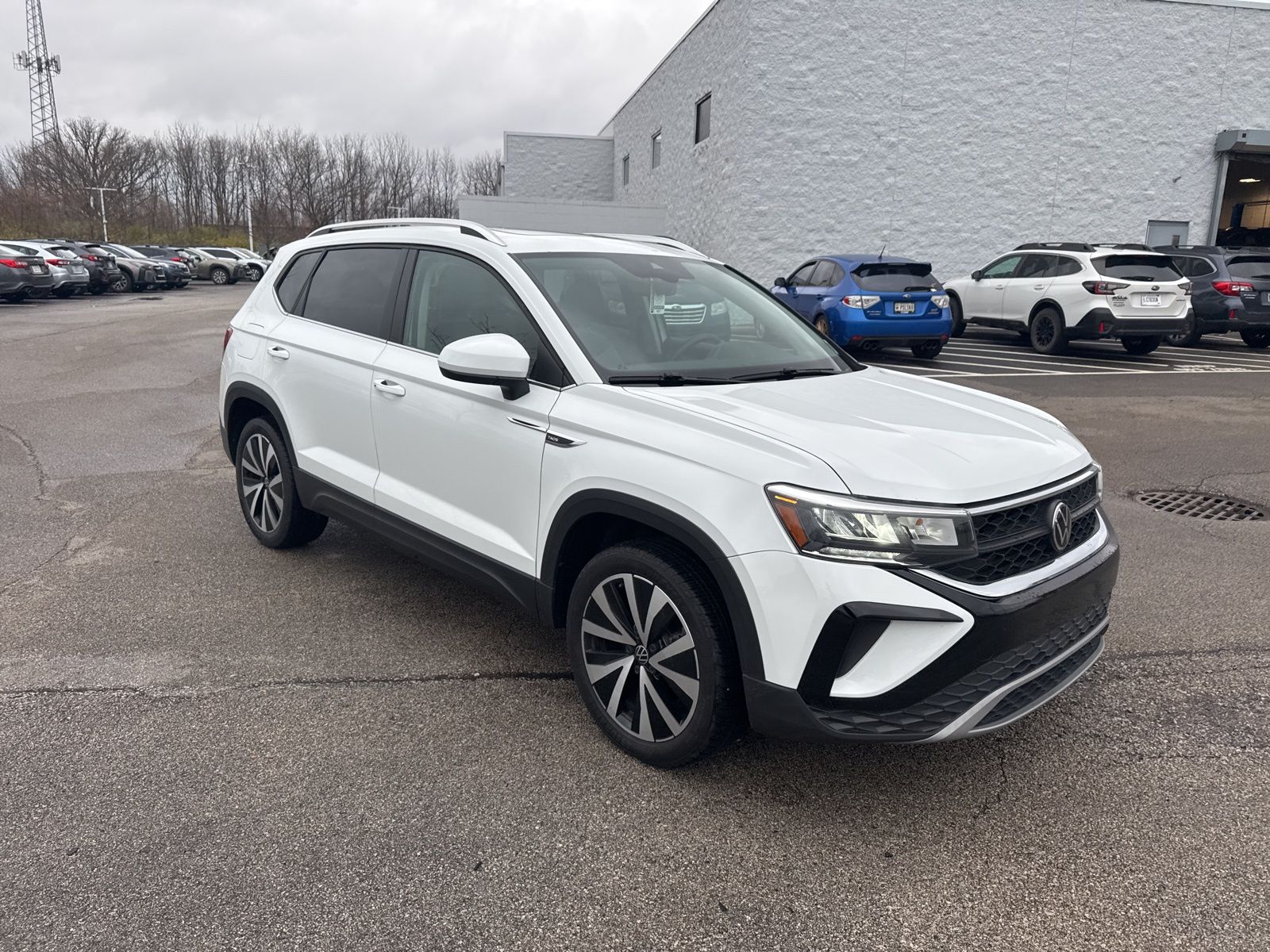 2023 VOLKSWAGEN TAOS - Image 7