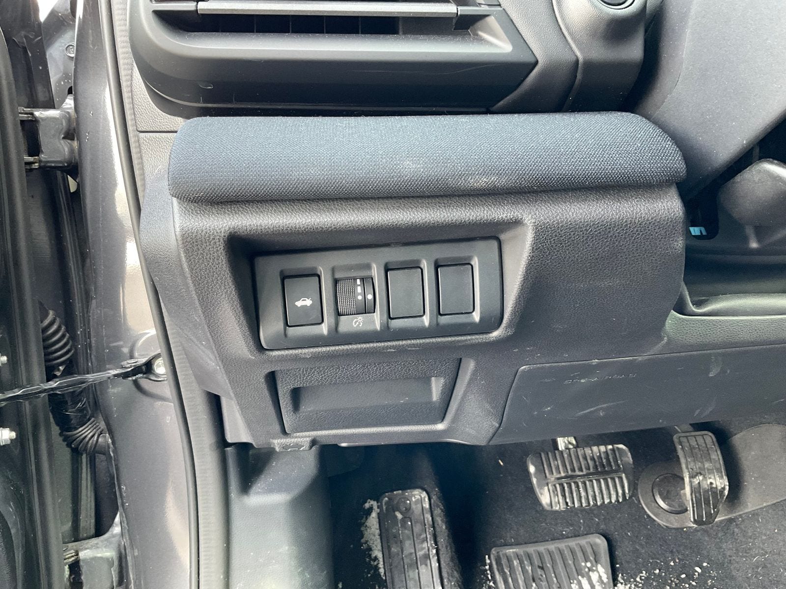 2023 SUBARU LEGACY - Image 21