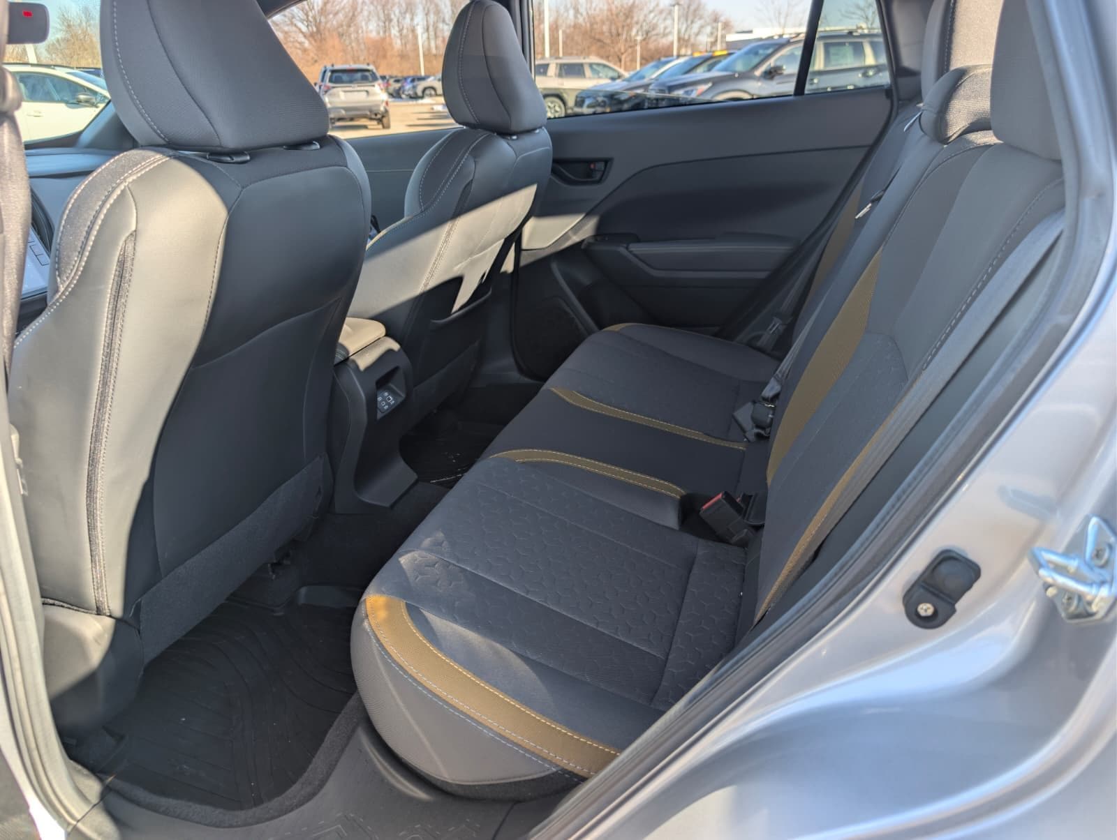 2025 SUBARU CROSSTREK - Image 11