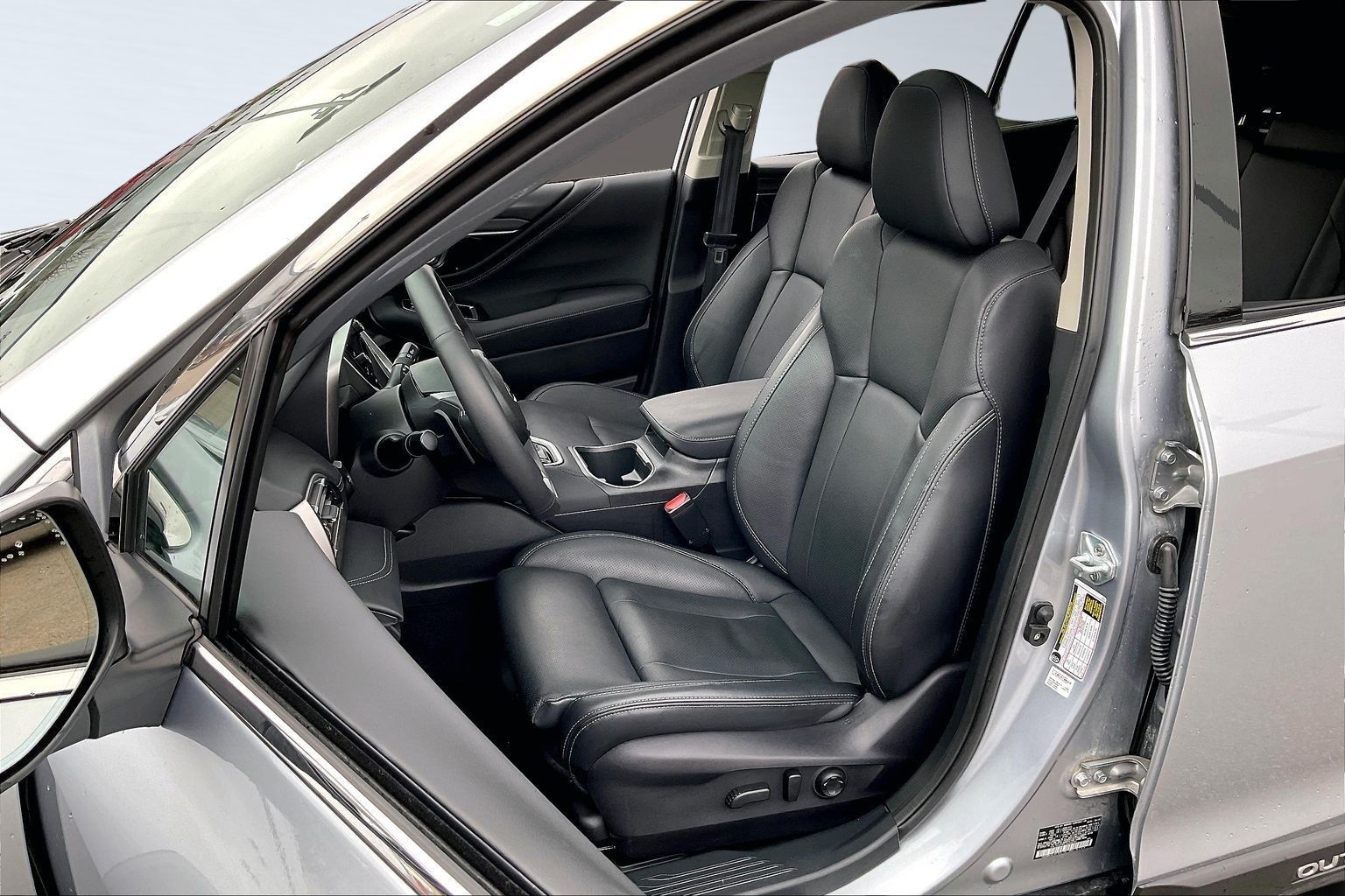 2025 SUBARU OUTBACK - Image 26