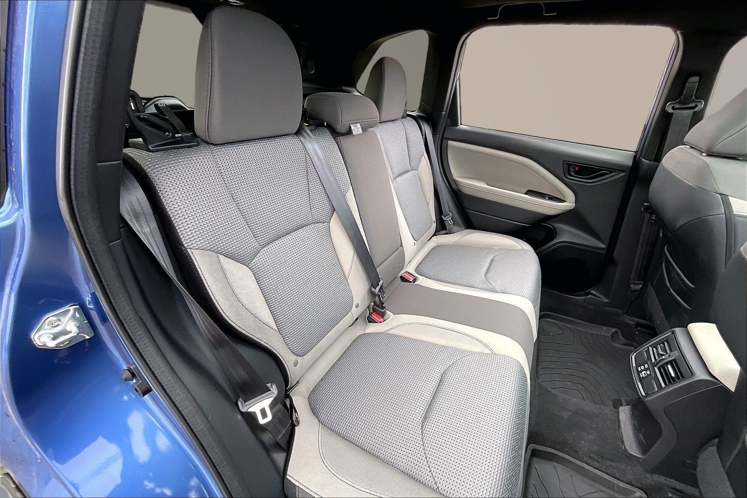 2026 SUBARU FORESTER - Image 28