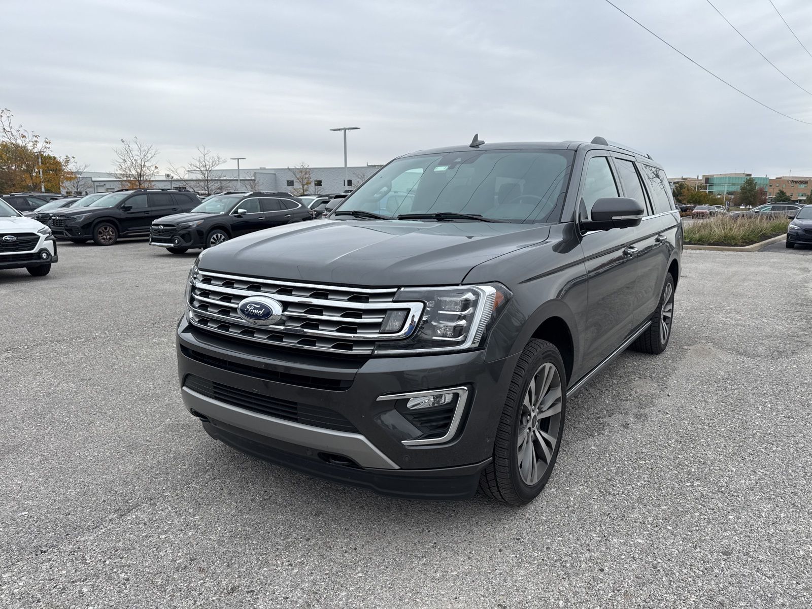 2021 Ford Expedition Limited's photo