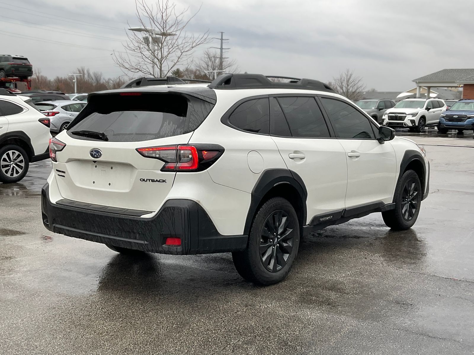 2025 SUBARU OUTBACK - Image 9
