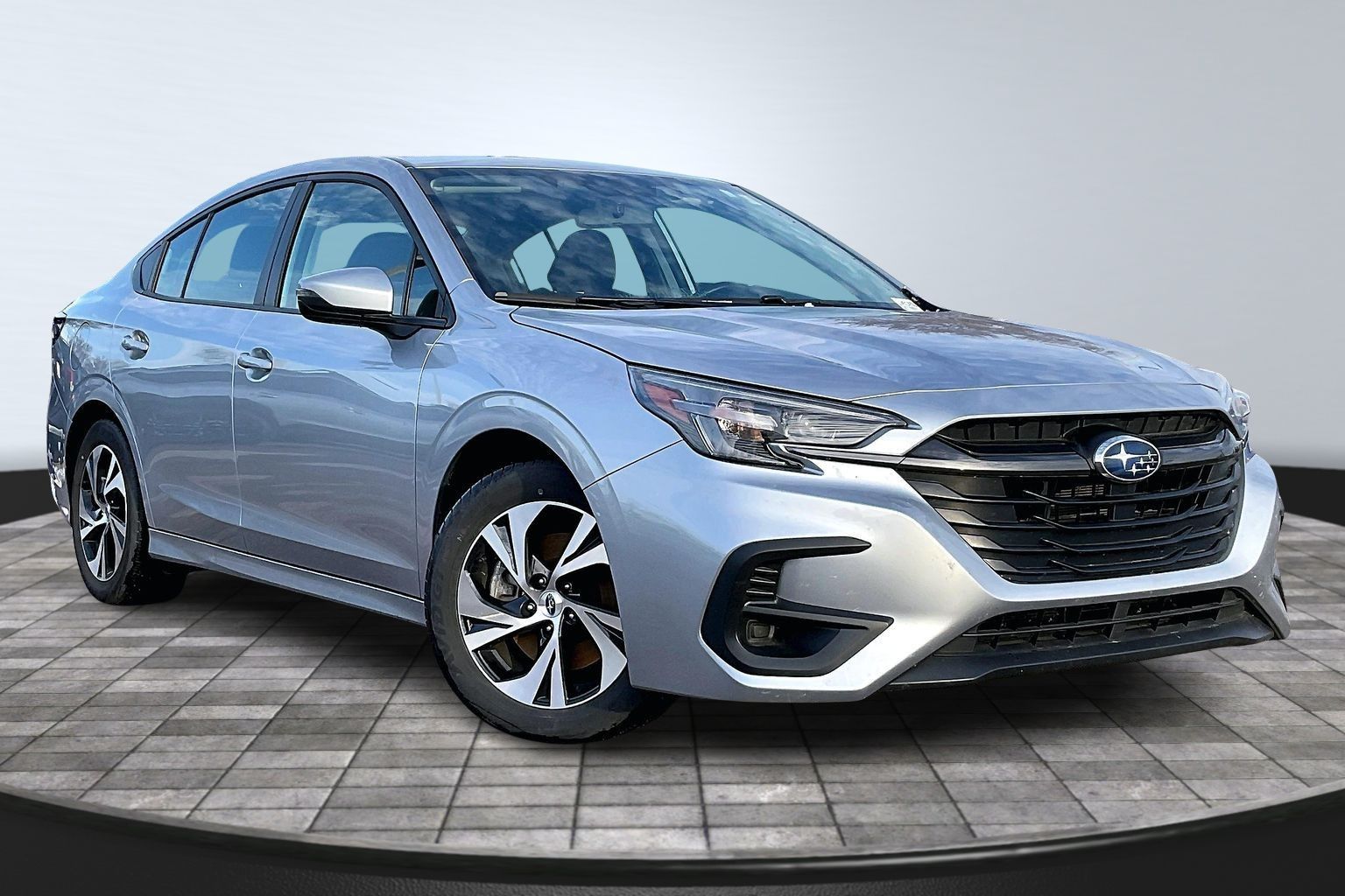 2025 SUBARU LEGACY - Image 9