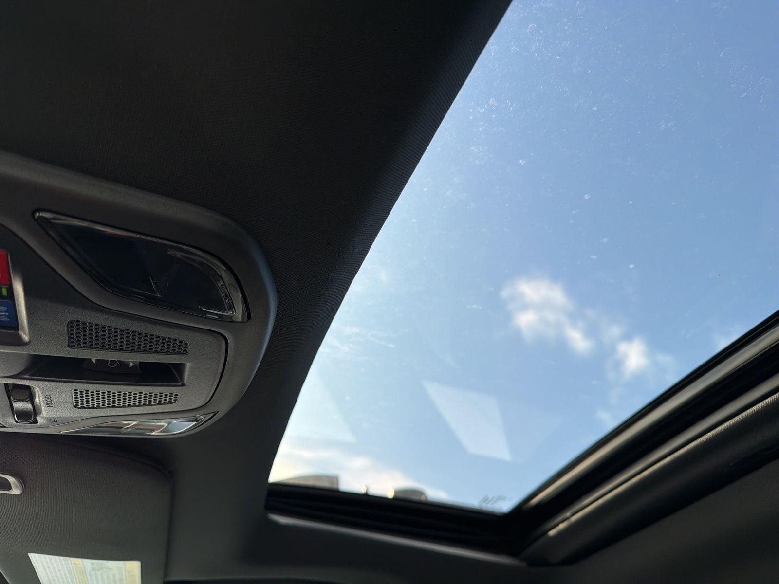 2025 SUBARU OUTBACK - Image 12