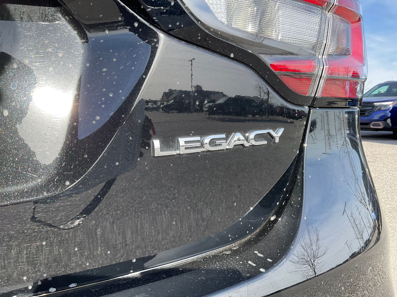 2025 SUBARU LEGACY - Image 11