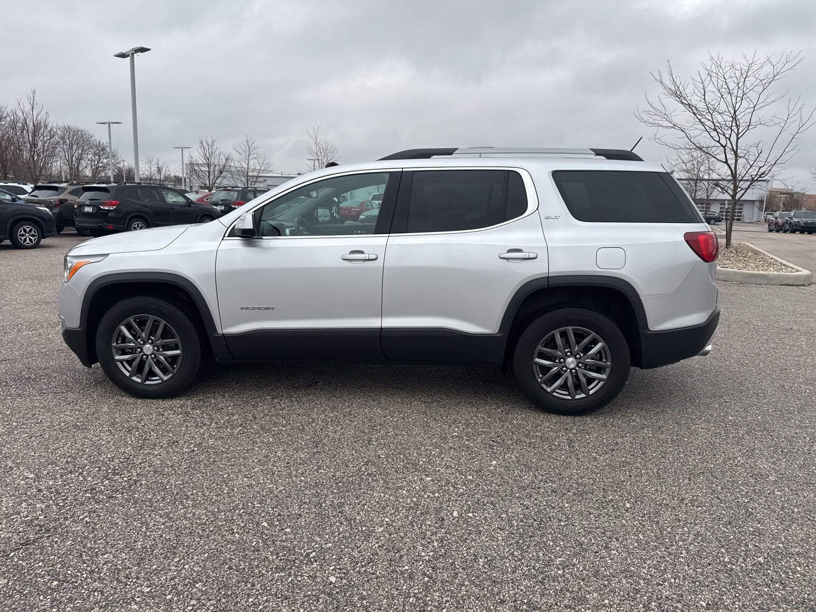 2017 GMC ACADIA - Image 18