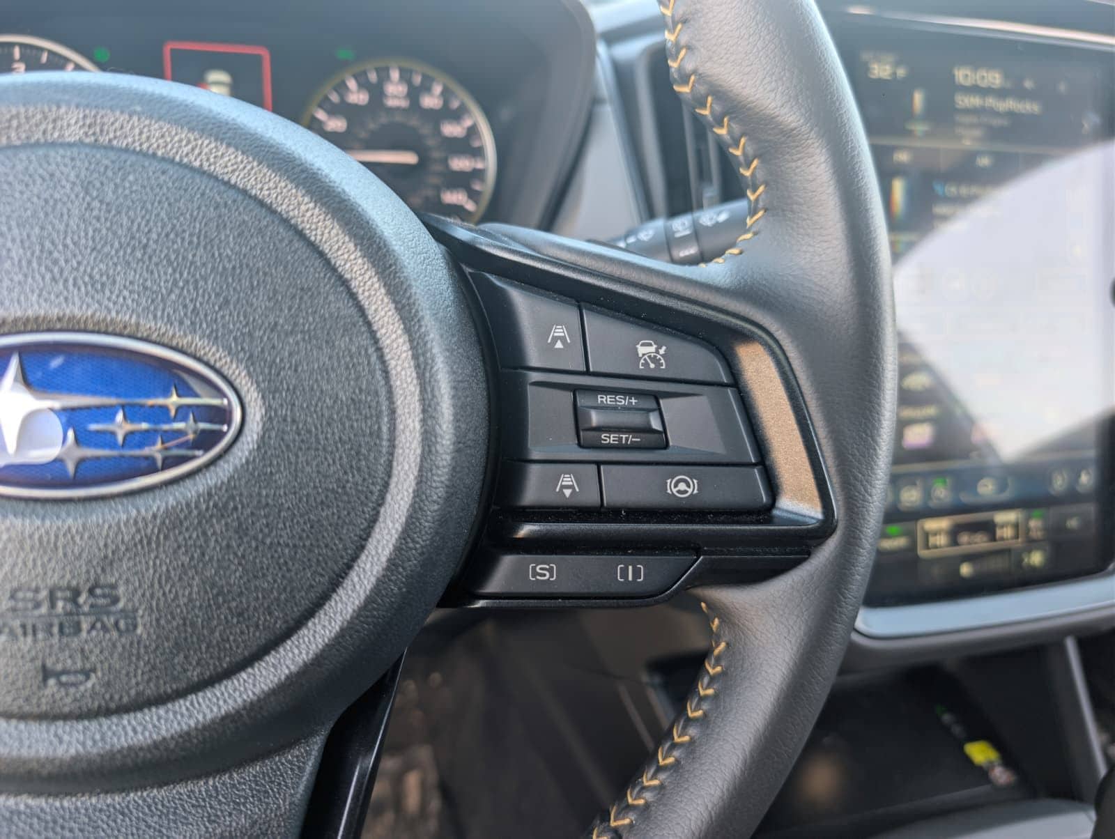 2025 SUBARU CROSSTREK - Image 26