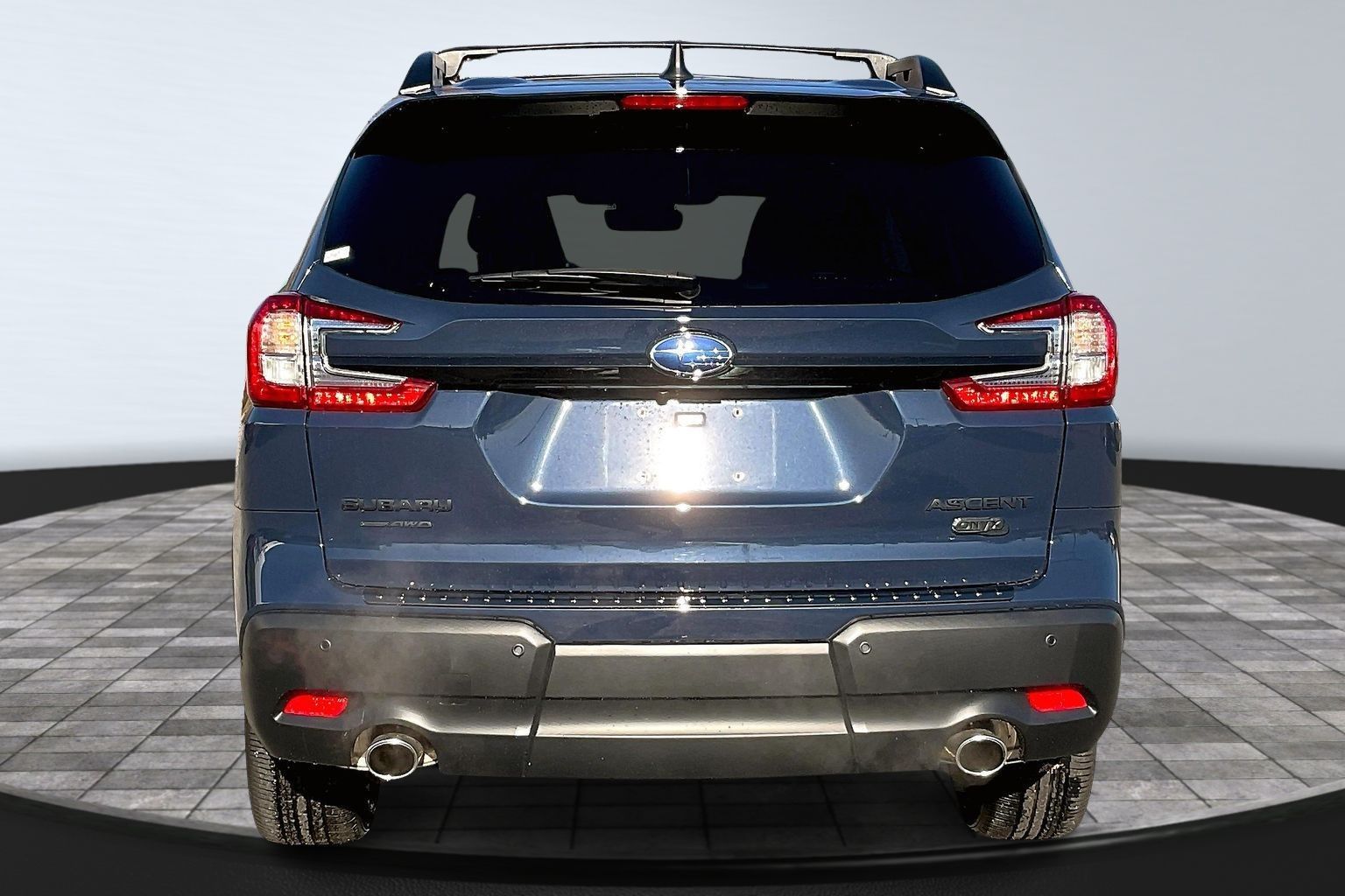 2024 Subaru Ascent Onyx Edition photo 4