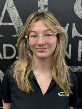 Staff member Olivia Roswarski from ID_a922865fe42b