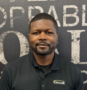 Staff member Orlando Lowry from ID_a5f140ce6300