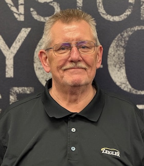 Staff member Jeff Young from ID_401f28eb0bf3