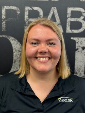 Staff member Audrey Huls from ID_364bdf2fe38f
