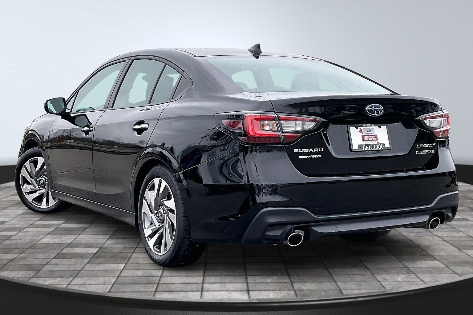 2025 SUBARU LEGACY - Image 11