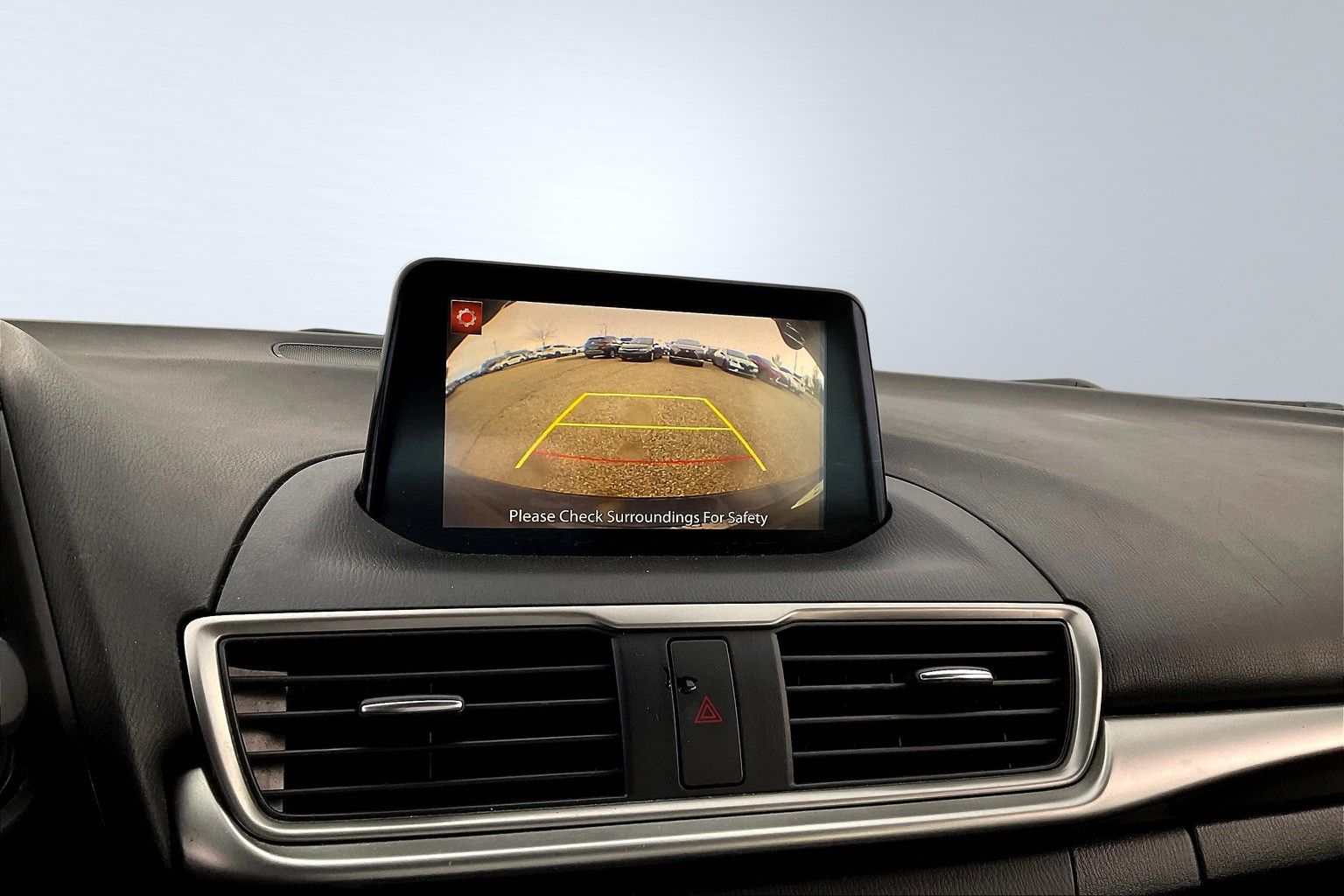 2017 MAZDA MAZDA3 - Image 21