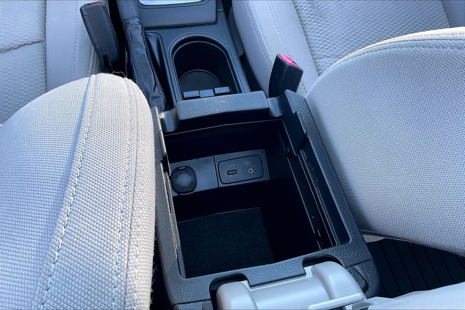 2015 SUBARU FORESTER - Image 25