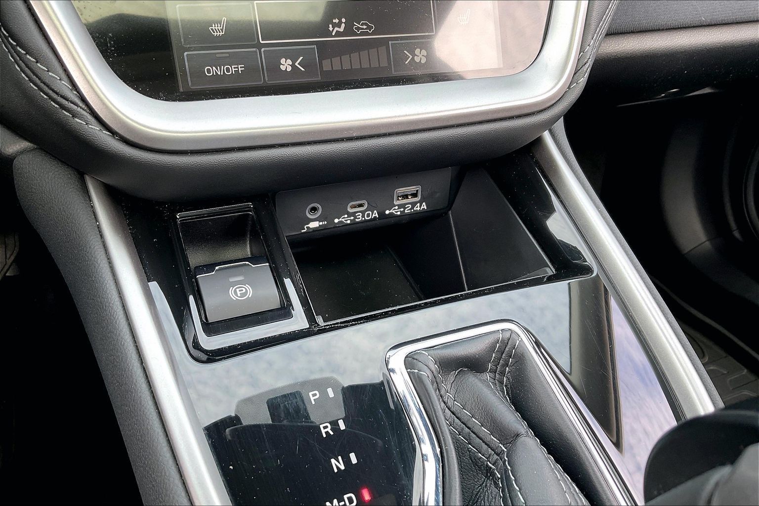 2025 SUBARU OUTBACK - Image 25