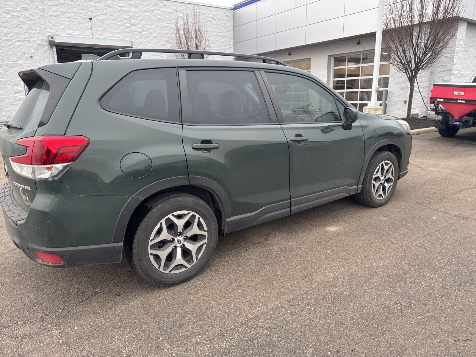 2023 SUBARU FORESTER - Image 7