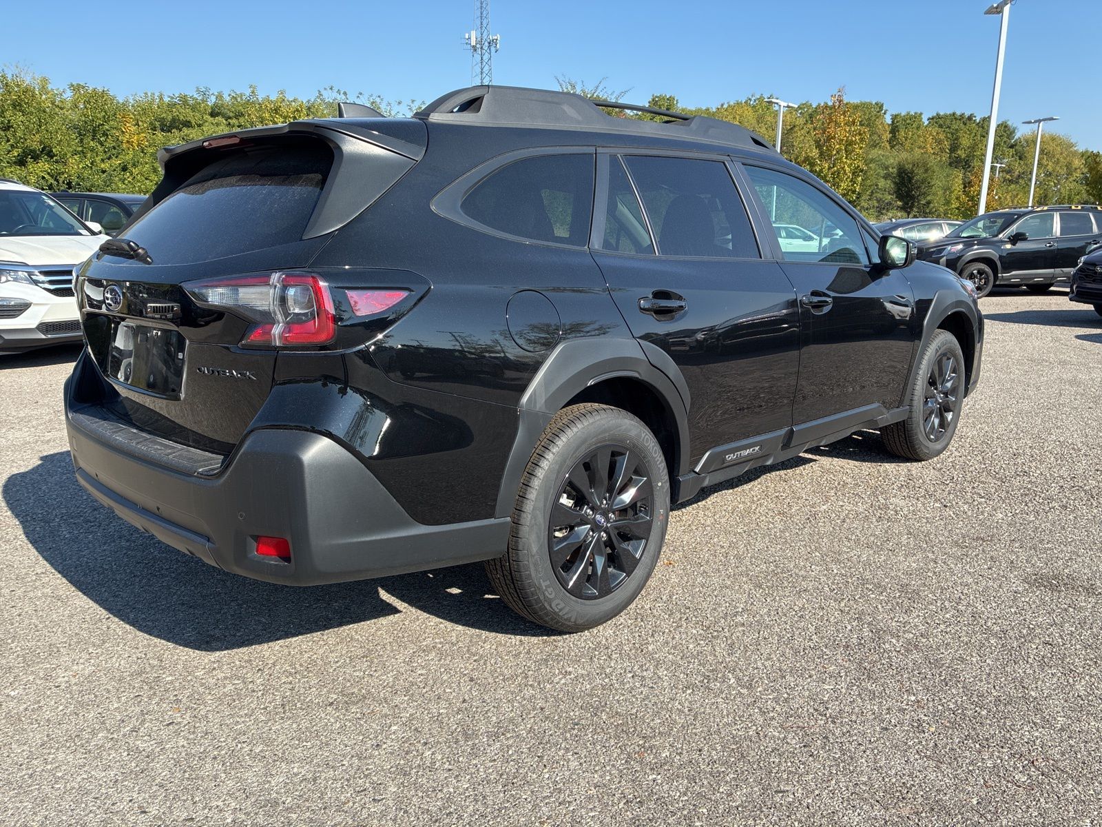 2025 SUBARU OUTBACK - Image 8