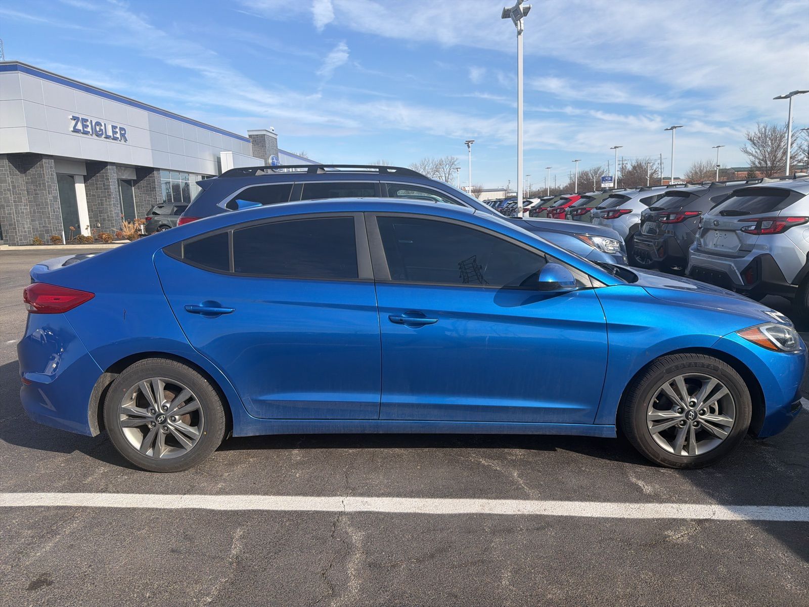 2017 HYUNDAI ELANTRA - Image 12