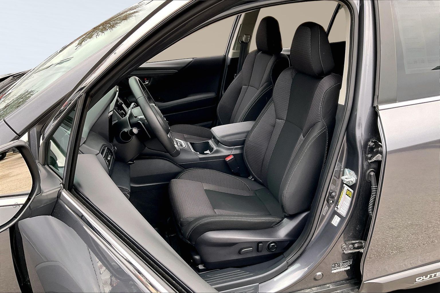 2025 SUBARU OUTBACK - Image 26