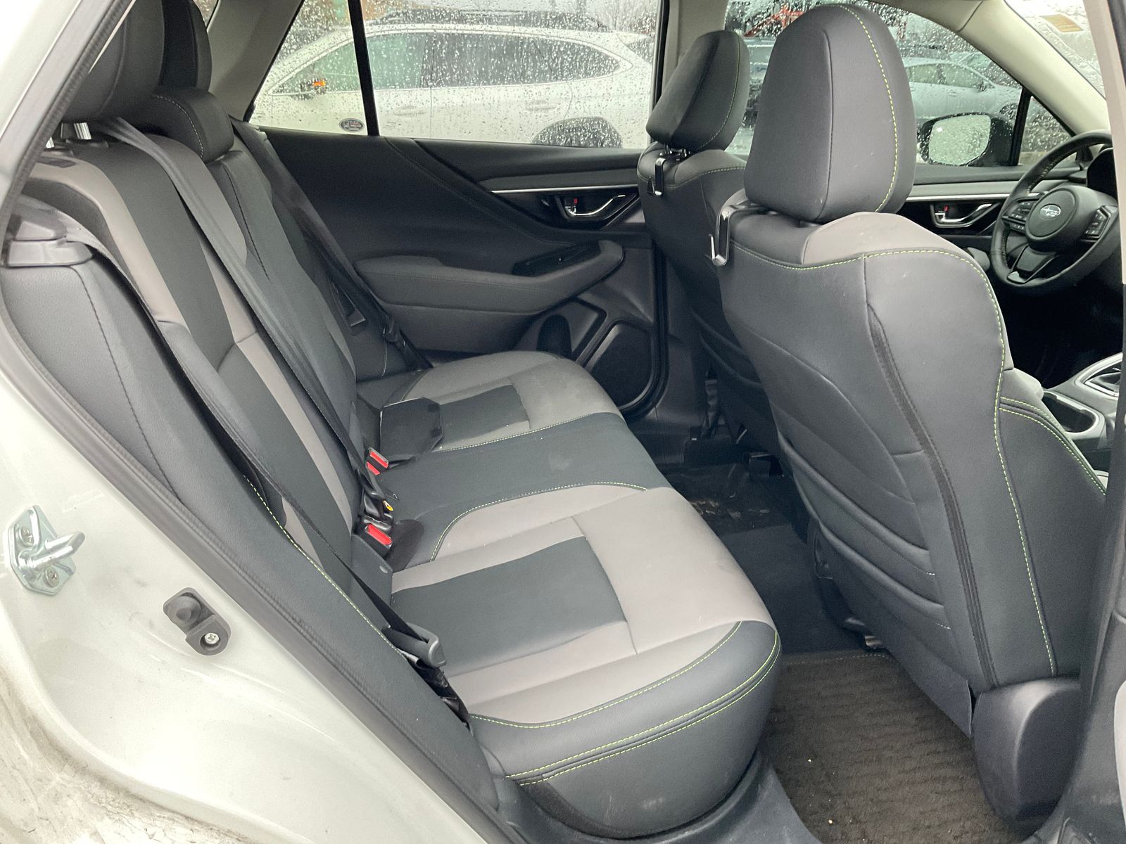 2025 SUBARU OUTBACK - Image 18