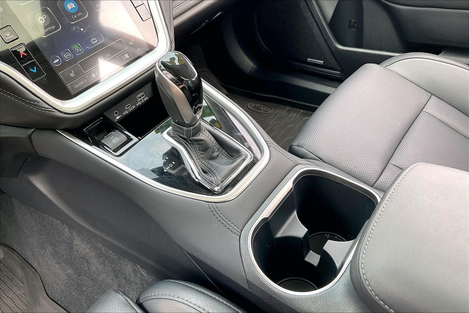 2025 SUBARU LEGACY - Image 13