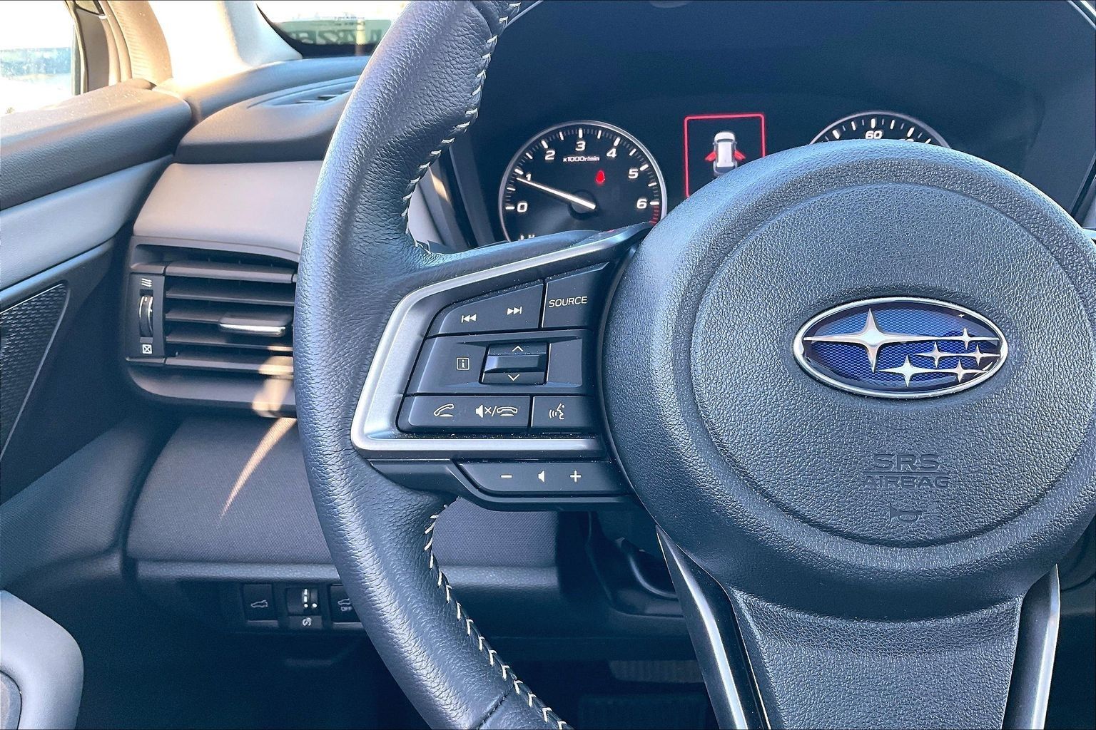 2025 SUBARU OUTBACK - Image 19