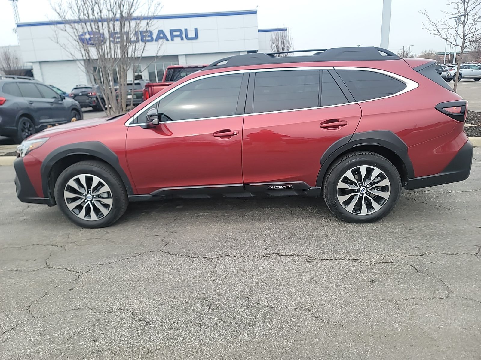 2025 SUBARU OUTBACK - Image 4