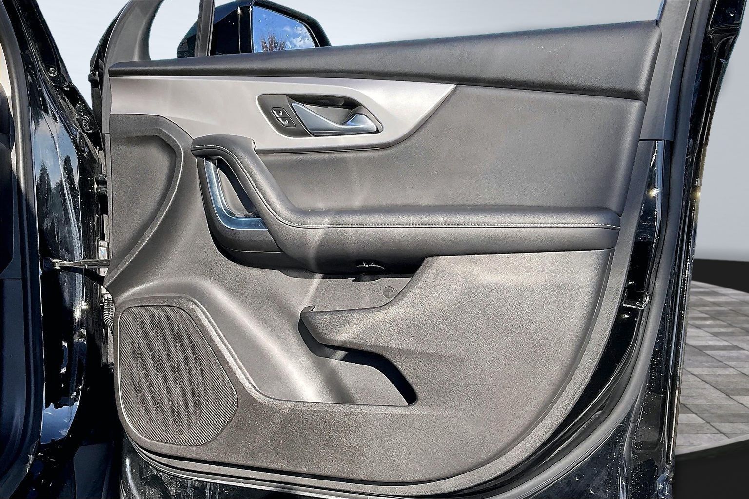 2024 CHEVROLET BLAZER - Image 17