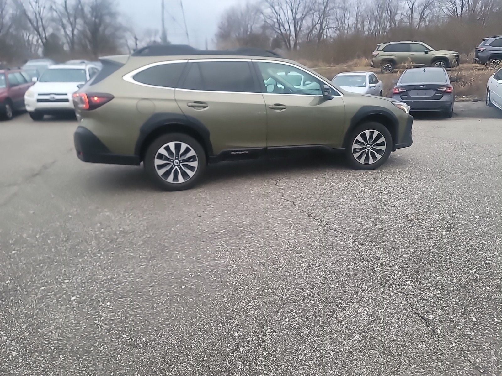 2024 SUBARU OUTBACK - Image 12