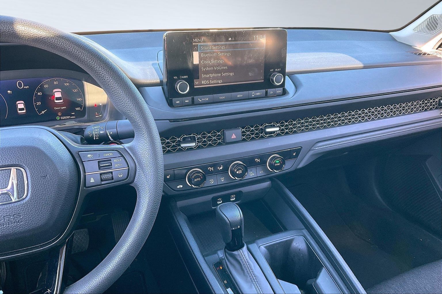 2023 HONDA ACCORD - Image 4