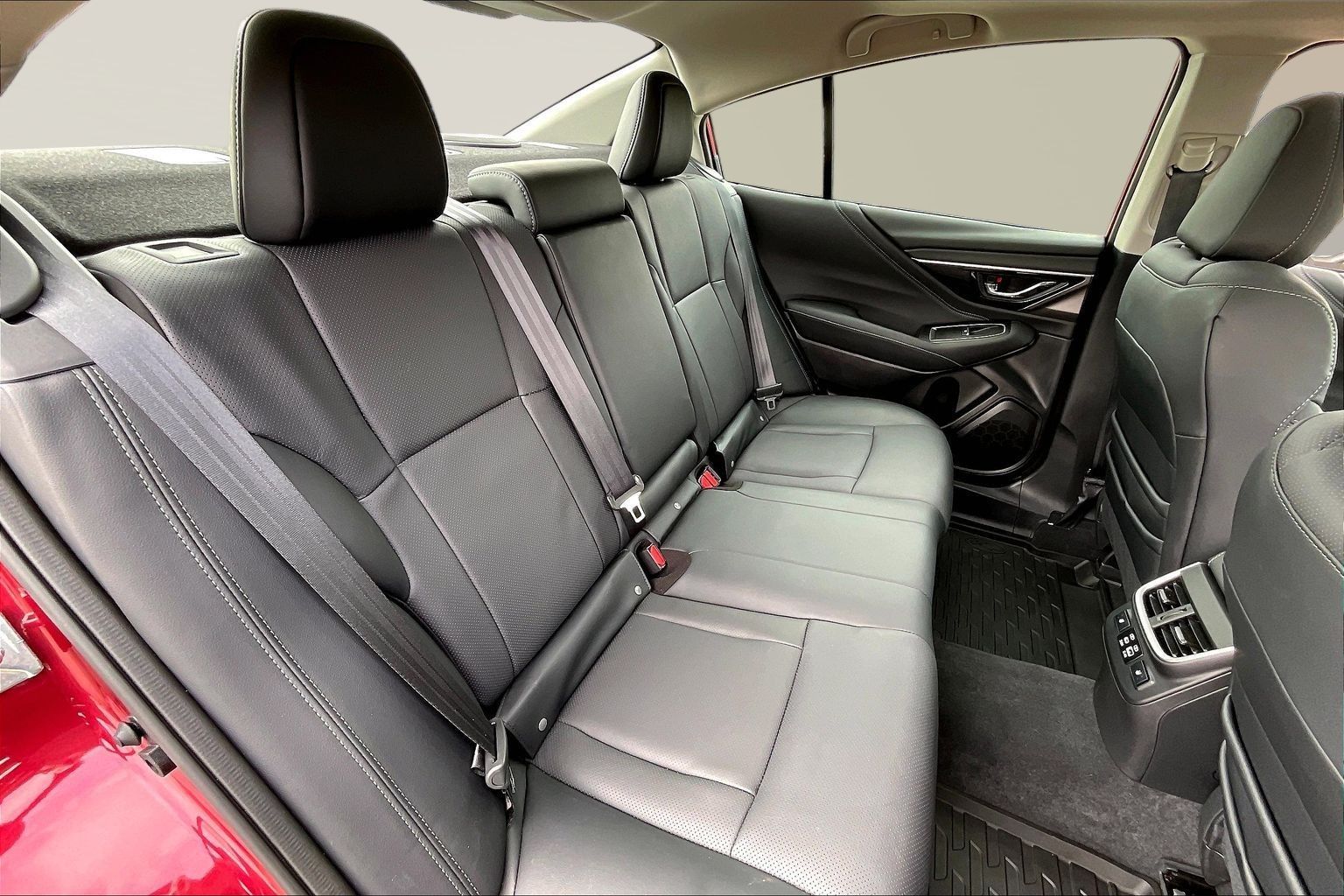 2025 SUBARU LEGACY - Image 28