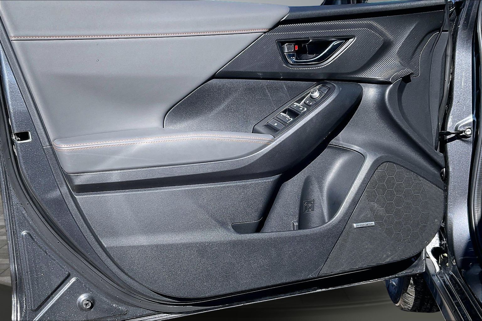 2025 SUBARU CROSSTREK - Image 17