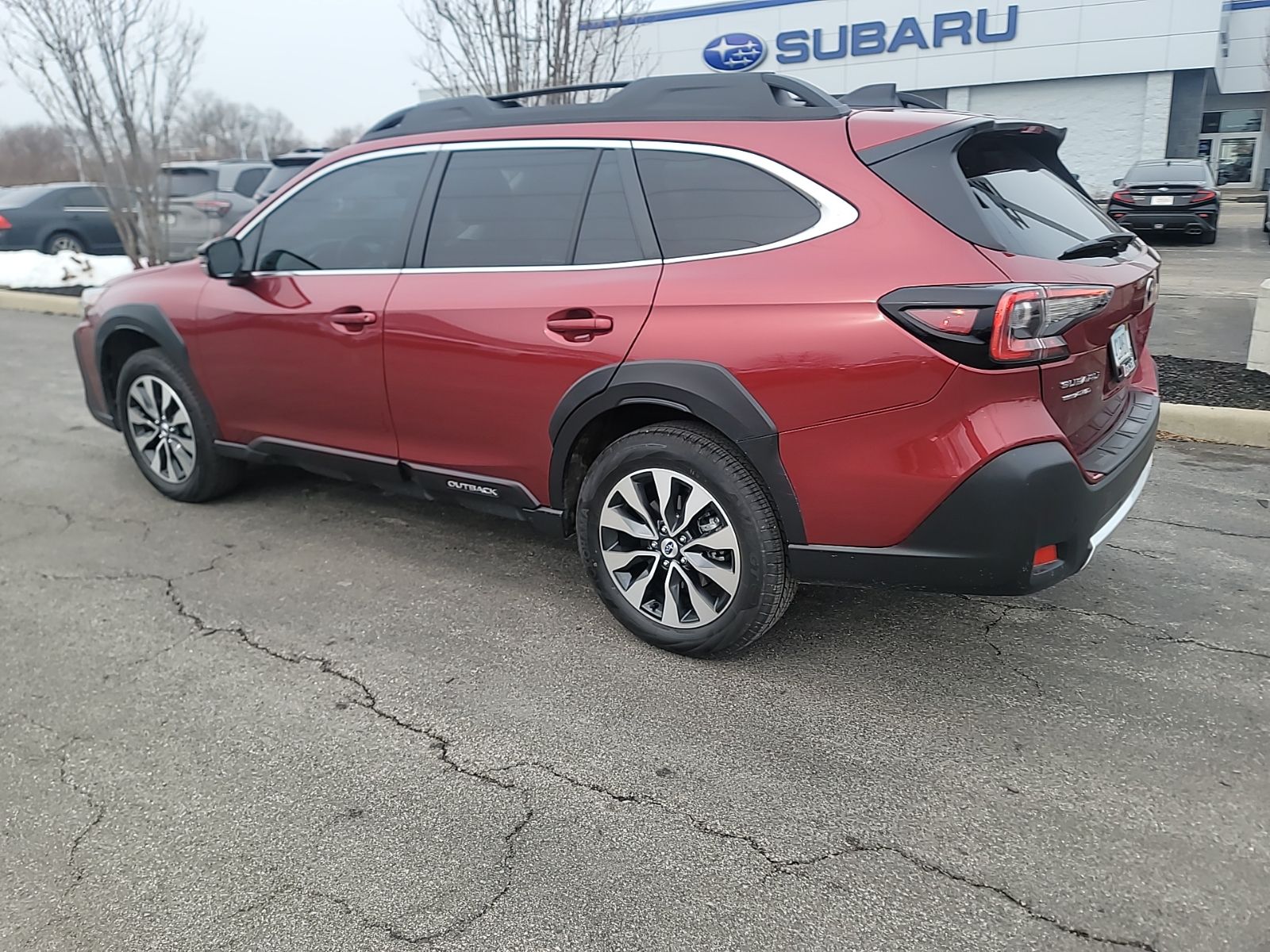 2025 SUBARU OUTBACK - Image 8