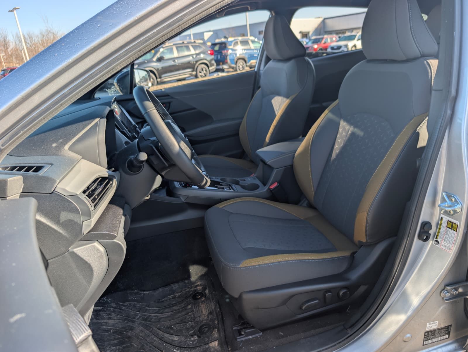 2025 SUBARU CROSSTREK - Image 18