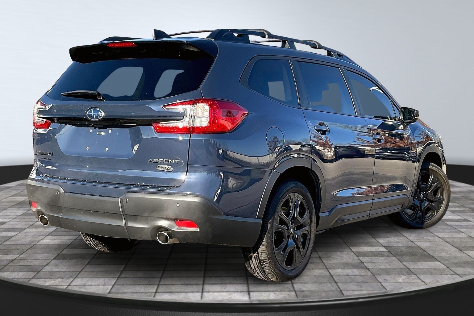 2024 Subaru Ascent Onyx Edition photo 2