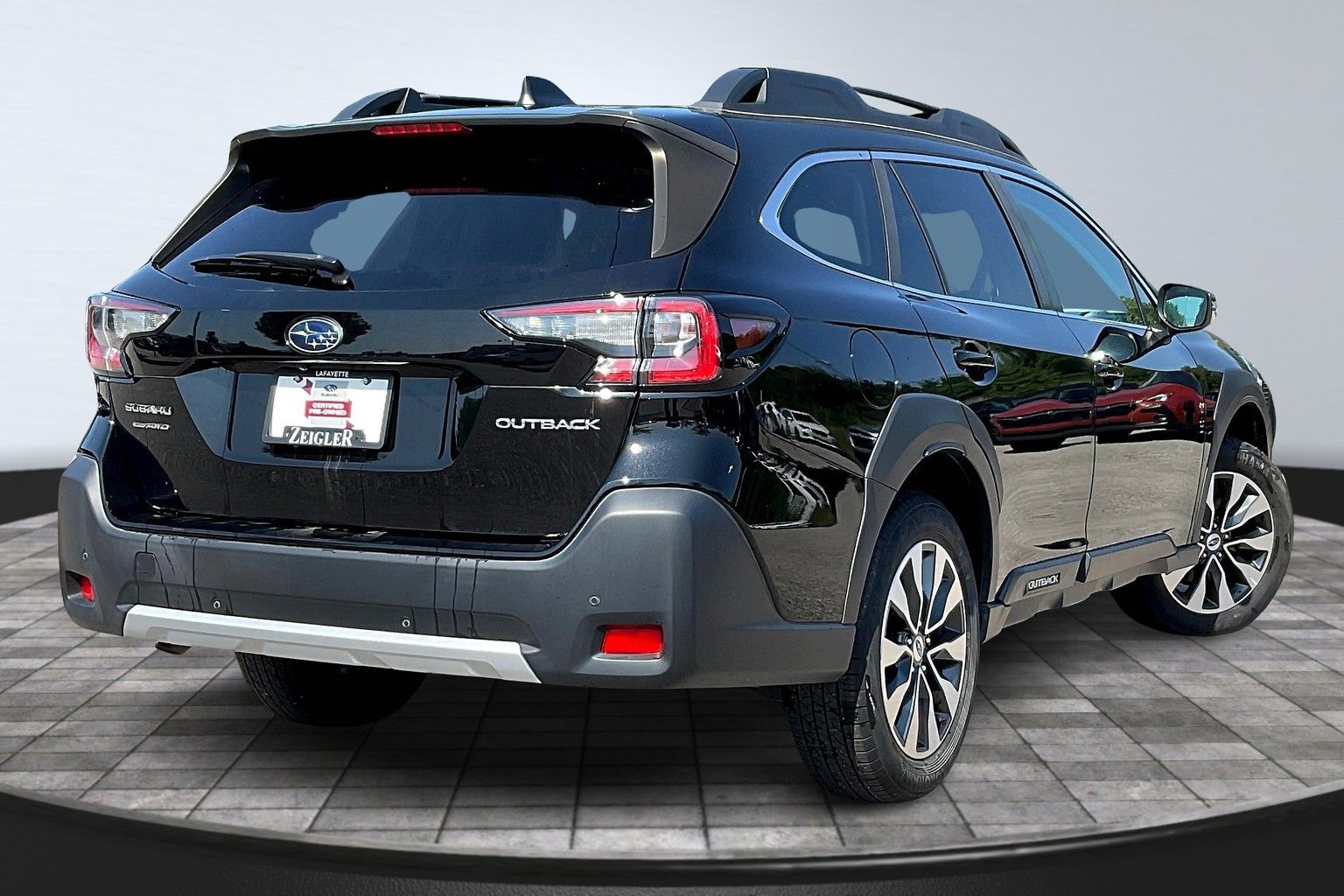 2023 Subaru Outback Limited photo 2