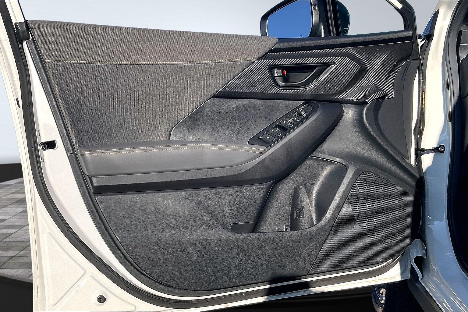 2025 SUBARU CROSSTREK - Image 17