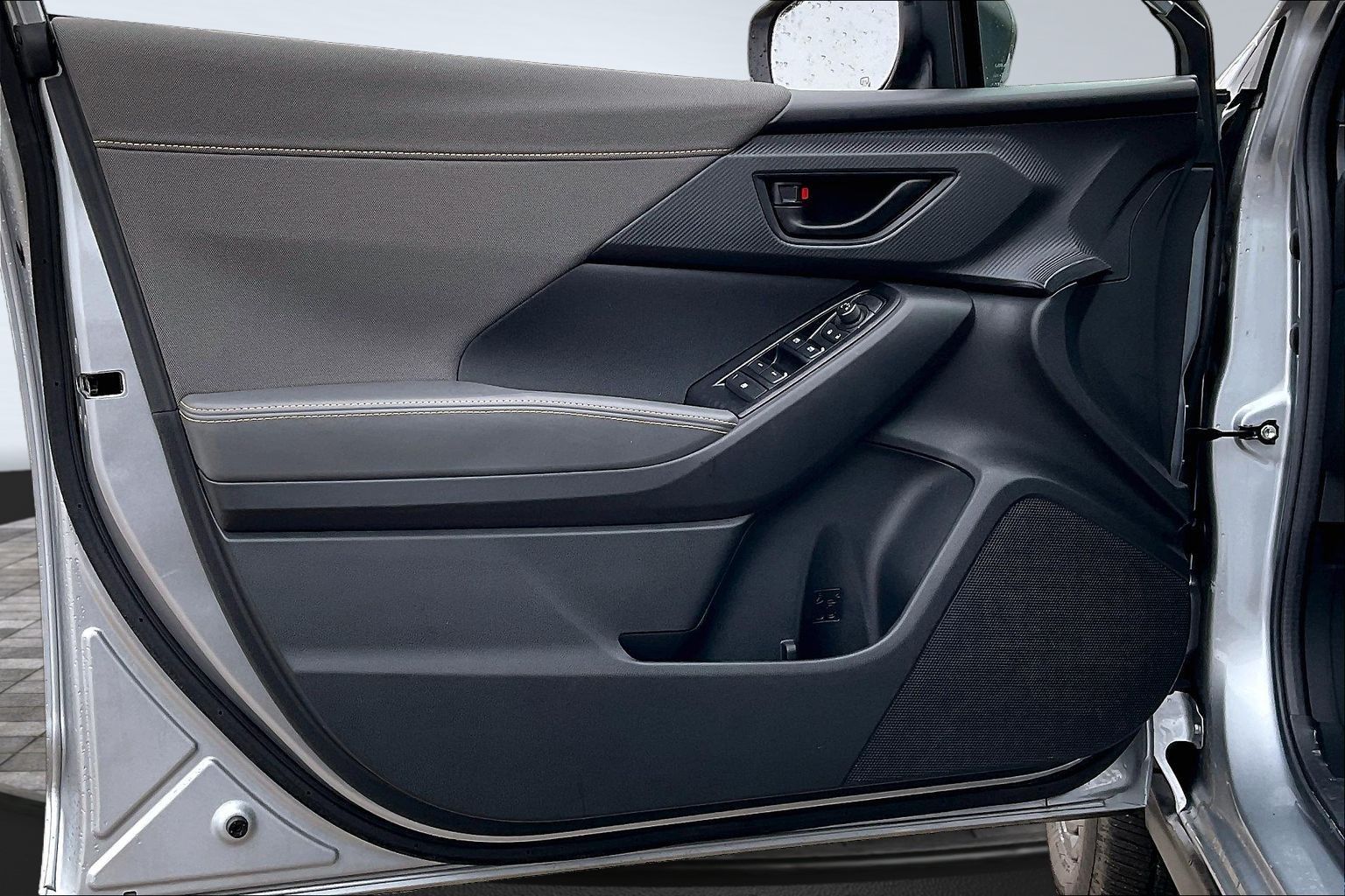 2025 SUBARU CROSSTREK - Image 17