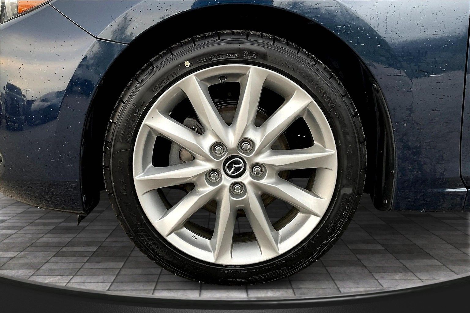 2017 MAZDA MAZDA3 - Image 8