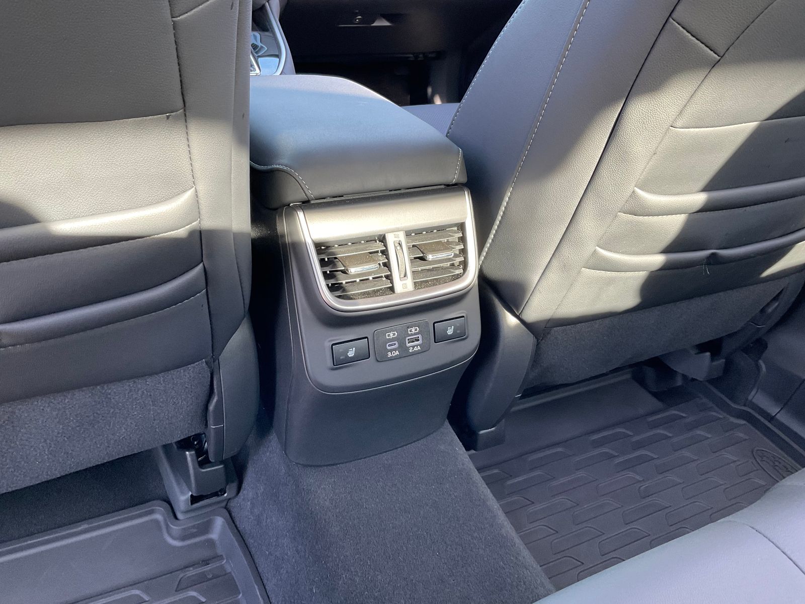 2025 SUBARU LEGACY - Image 27