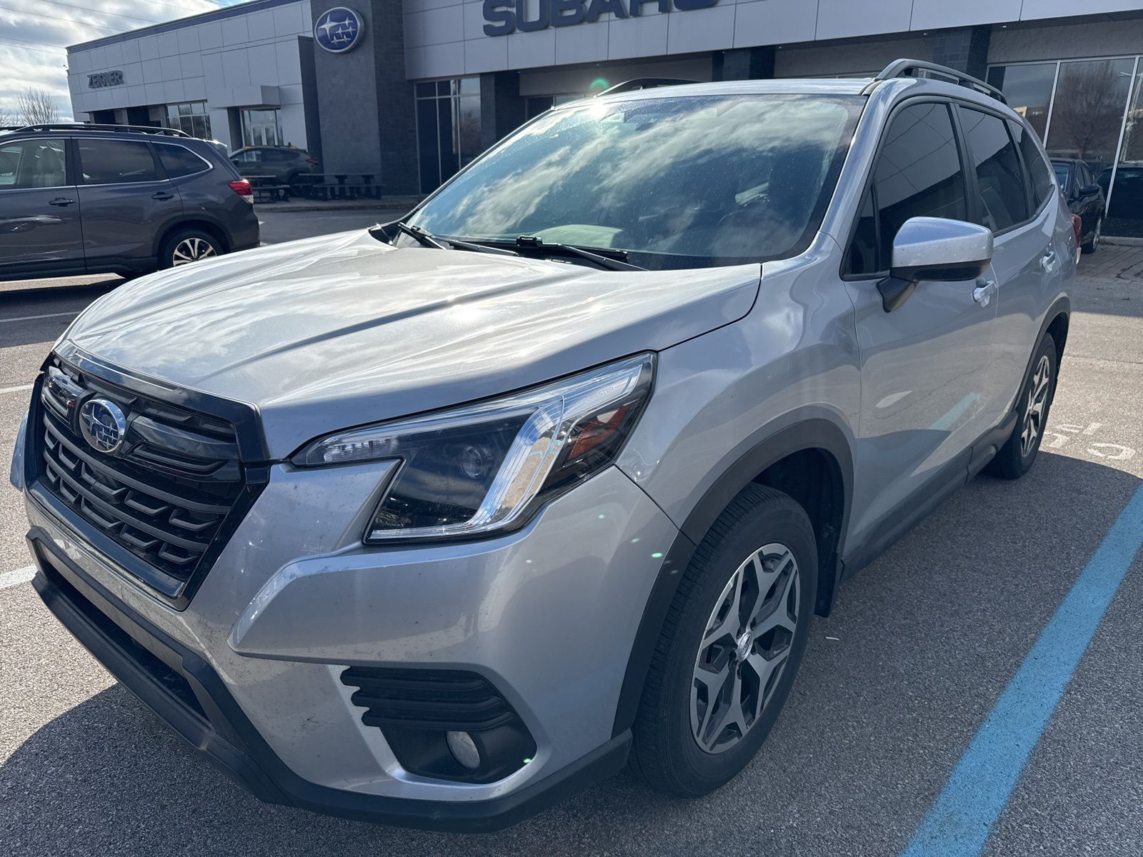 2023 SUBARU FORESTER - Image 1